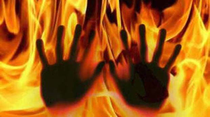 A man identified as Ojo Daniyan has been arrested by the men of the Ondo State Police Command for allegedly committing arson and murder, sets wife ablaze